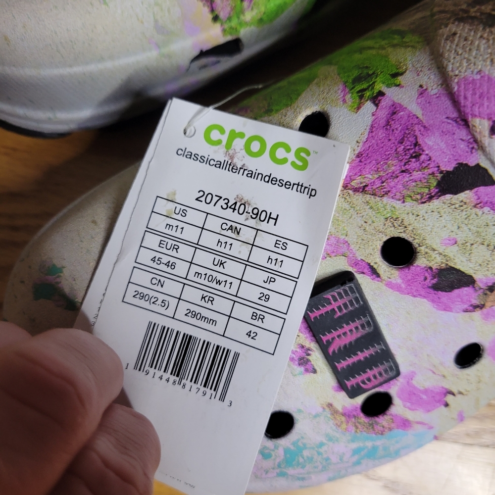Crocs Beige All Terrain Desert Trip Clogs Men's Size 11 NWT - Picture 2 of 4